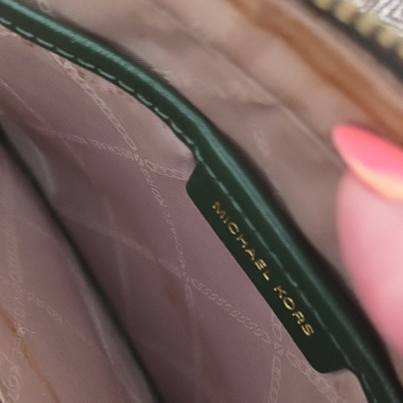 Michael Kors Tri-Color Crossbody Bag - Picture 15 of 16